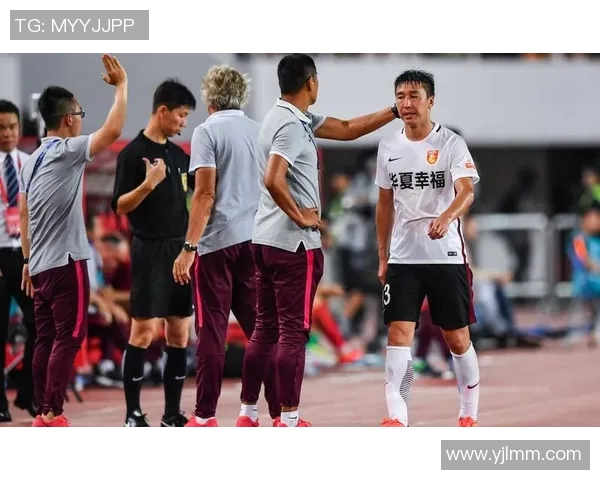 竞技俱乐部与智利大学的精彩对决引发球迷热议与期待